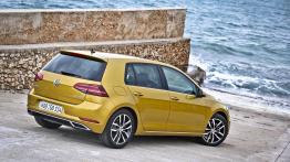 Volkswagen Golf FL - zmiany pod skórą