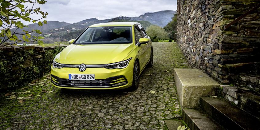 SILNA OFERTA - żaden samochód w klasie nie oferuje takiego wyboru napędów, co Golf ósmej generacji