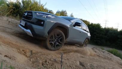 Toyota RAV4 Adventure – czegoś mi tutaj zabrakło...