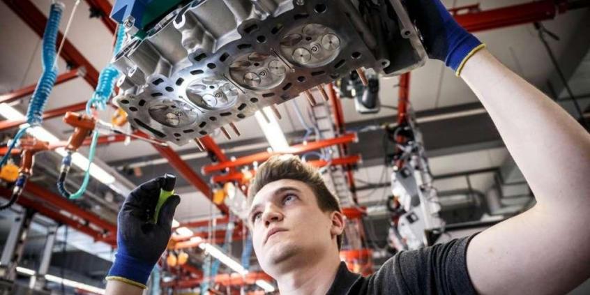 Mercedes-AMG GT pokazuje swoje serce