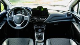 Porównanie: Omoda 5 1.6 T-GDI vs Suzuki S-Cross 1.4 BoosterJet. Gdy rozsądek bierze górę