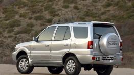 TATA Safari - widok z tyłu