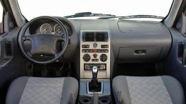 TATA Safari - pełny panel przedni