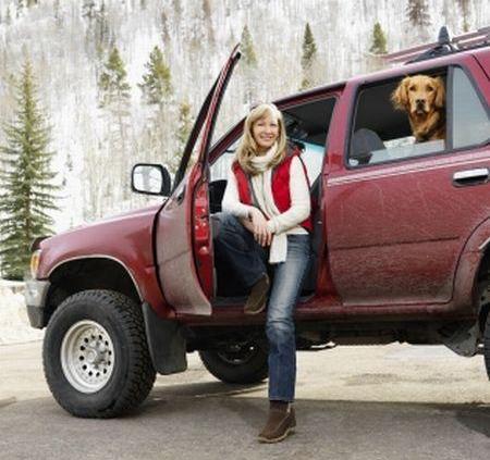 Jak spakować auto na wyjazd na ferie