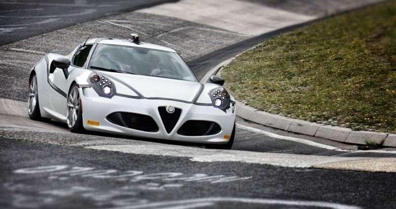 Alfa Romeo 4C bije rekord na torze Nurburgring