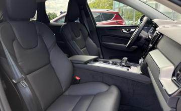 Volvo XC60 II 2025 Plus Motyw: Dark, zdjęcie 12