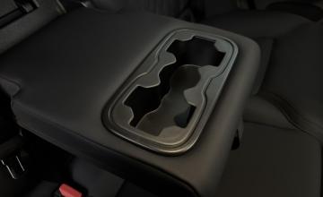 Volvo XC60 II 2025 Plus Motyw: Dark, zdjęcie 12