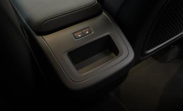 Volvo XC60 II 2025 Plus Motyw: Dark, zdjęcie 13