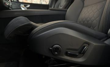 Volvo XC60 II 2025 Plus Motyw: Dark, zdjęcie 17