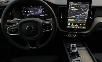 Volvo XC60 II 2025 Plus Motyw: Dark, zdjęcie 18