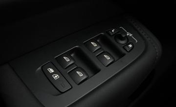 Volvo XC60 II 2025 Plus Motyw: Dark, zdjęcie 23