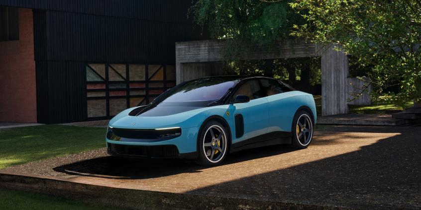 Tak wyglądałby samochód od Apple. Premiera elektrycznego Ferrari Luce dzieli fanów marki