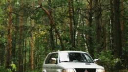 Mitsubishi Pajero Sport - widok z przodu