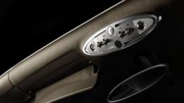 Bugatti Veyron Grand Sport - sterowanie w drzwiach