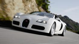 Bugatti Veyron Grand Sport - widok z przodu