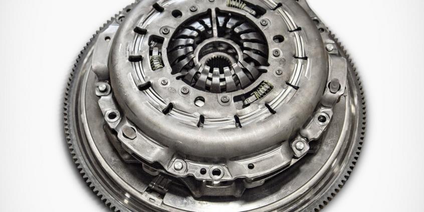 Sztywne koło zamachowe zamiast dwumasy – czy warto?