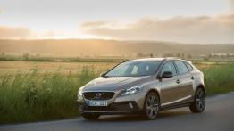 Volvo V40 Cross Country - widok z przodu