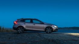 Volvo V40 Cross Country - prawy bok