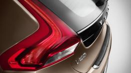 Volvo V40 Cross Country - lewy tylny reflektor - włączony