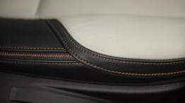 Volvo V40 Cross Country - fotel pasażera, widok z przodu