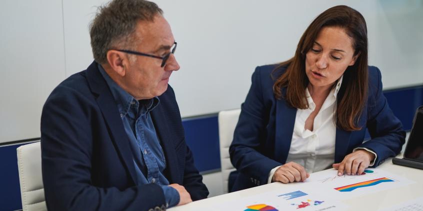 KONIEC "FURTKI" Z DAROWIZNĄ? POPULARNY SCHEMAT NA CELOWNIKU RZĄDU