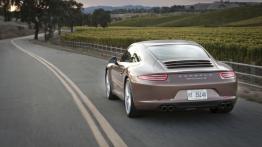 Porsche 911 (991) Carrera S - widok z tyłu