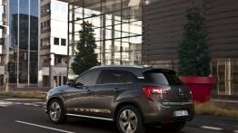 Citroen C4 Aircross - widok z tyłu