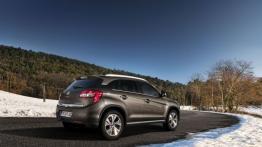 Citroen C4 Aircross - widok z tyłu