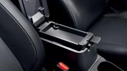 Citroen C4 Aircross - tunel środkowy między fotelami