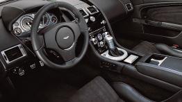 Aston Martin DBS - pełny panel przedni