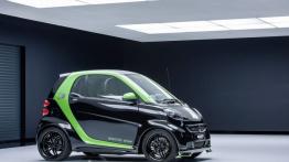 Smart ForTwo electric drive BRABUS - prawy bok