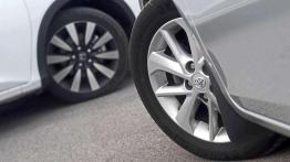 Honda Civic Tourer vs. Toyota Auris Touring Sports