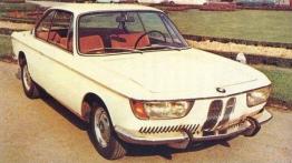 BMW 2000CS - widok z przodu