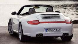 Porsche 911 Carrera 4S - widok z tyłu