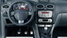 Ford Focus II RS - kokpit