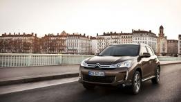 Citroen C4 Aircross - widok z przodu