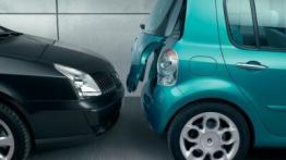 Renault Modus - tył - bagażnik otwarty