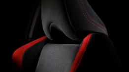 Scion FR-S - zagłówek na fotelu kierowcy, widok z przodu