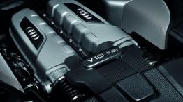 Audi R8 V10 plus - silnik z tyłu