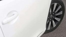 Honda Civic Tourer vs. Toyota Auris Touring Sports