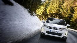 Citroen C4 Aircross - widok z przodu