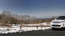 Citroen C4 Aircross - widok z przodu