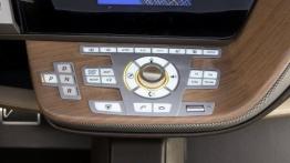 Mercedes F600 Hygenius - konsola środkowa