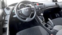 Honda Civic Tourer vs. Toyota Auris Touring Sports