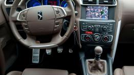 Zwyczajnie niezwyczajny - Citroen DS4