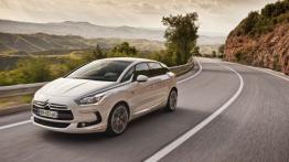 Citroen DS5 - widok z przodu