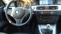 BMW 318d Touring - Oszczędnie i sportowo