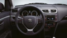 Suzuki Swift 2011 - wersja 3-drzwiowa - kokpit