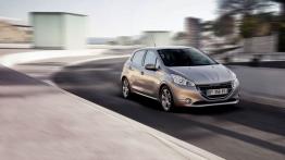 Peugeot 208 - wersja 5-drzwiowa - widok z przodu