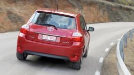 Toyota Auris 2011 - wersja 3-drzwiowa - widok z tyłu